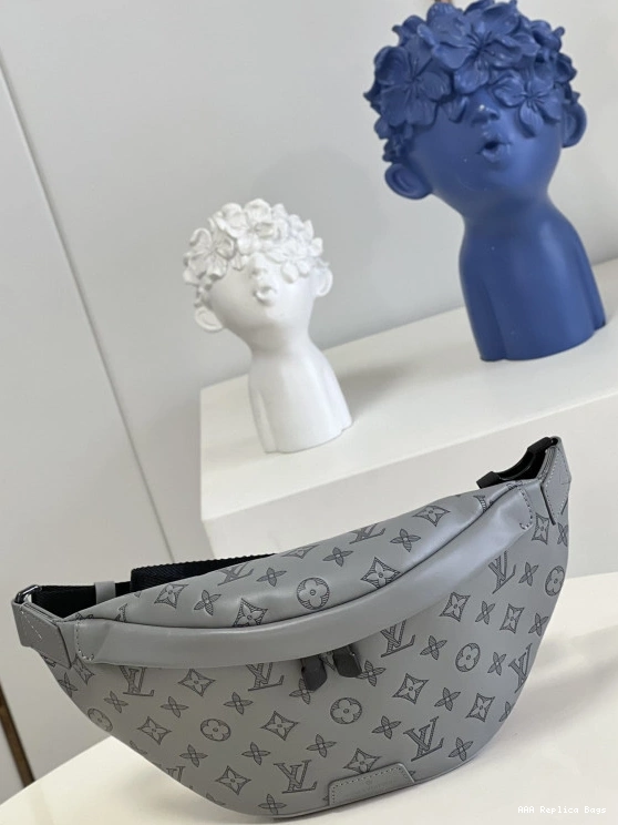 Aaa replica bags BUMBAG LOUIS DISCOVERY VUITTON 0723